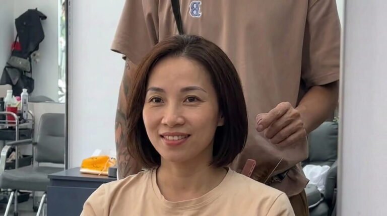 Bob haircut ideas for 2026, featuring modern blunt bobs, soft layered cuts, Korean-inspired styles, textured shapes, and flattering looks for different hair types and face shapes.