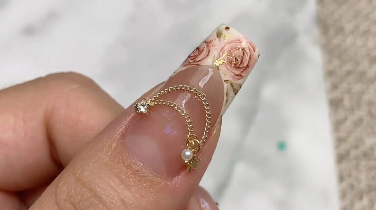 Nail art designs with patterns featuring creative geometric details, floral prints, elegant lines, modern shapes, and stylish manicure ideas for every season and occasion.